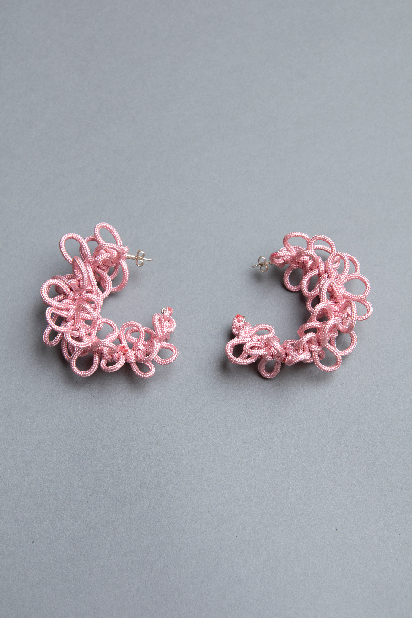 Flower hoop earrings