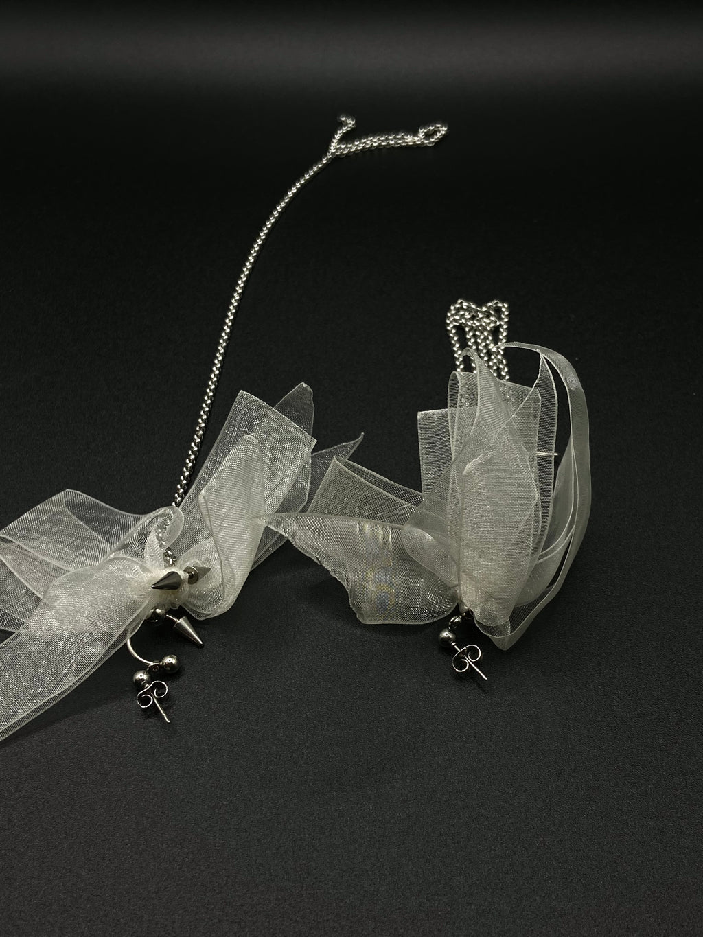 Bridal look Extra chain earrings