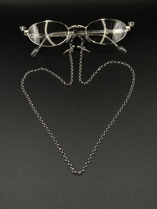 Cristal glasses with safety chain