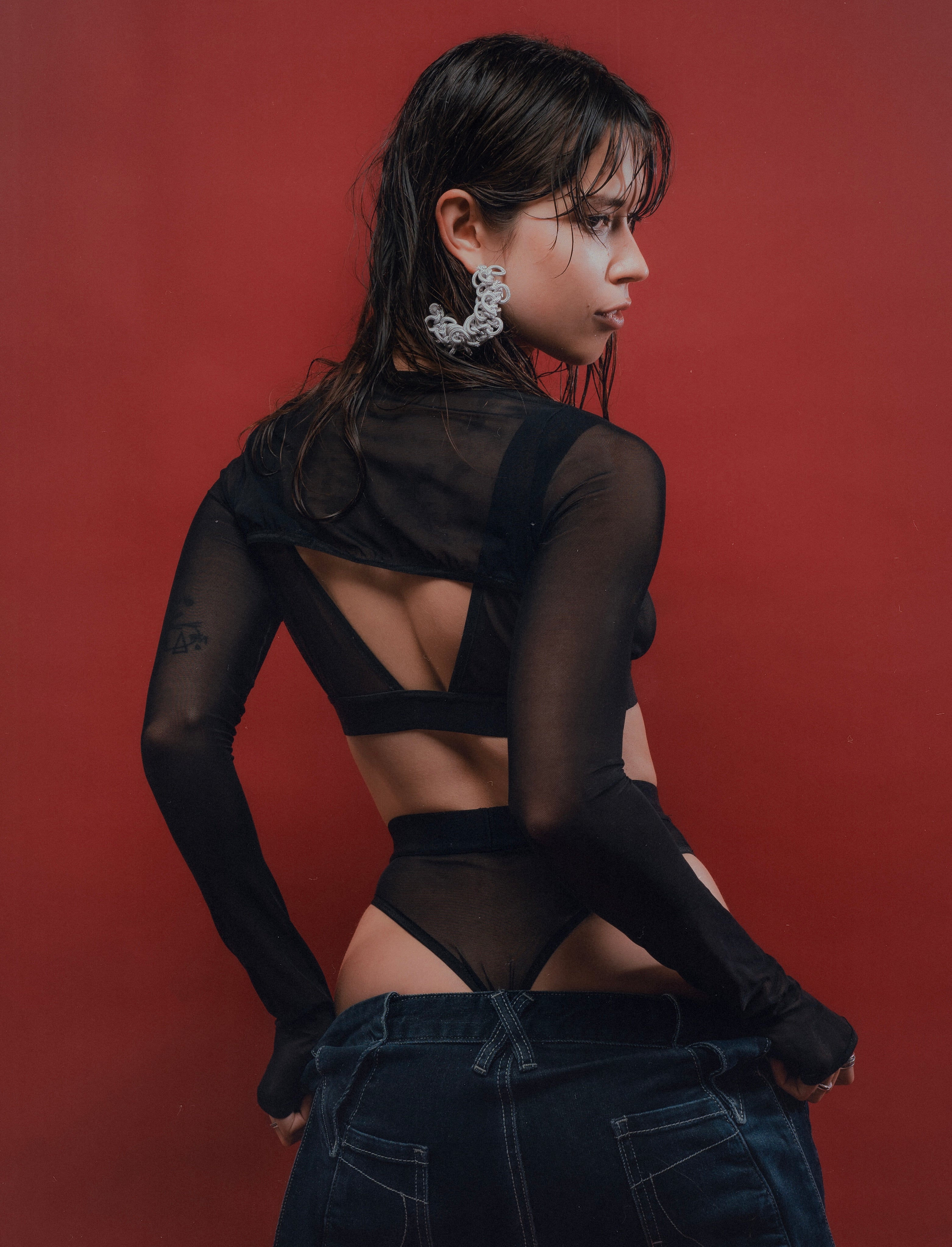 Flower hoop earrings