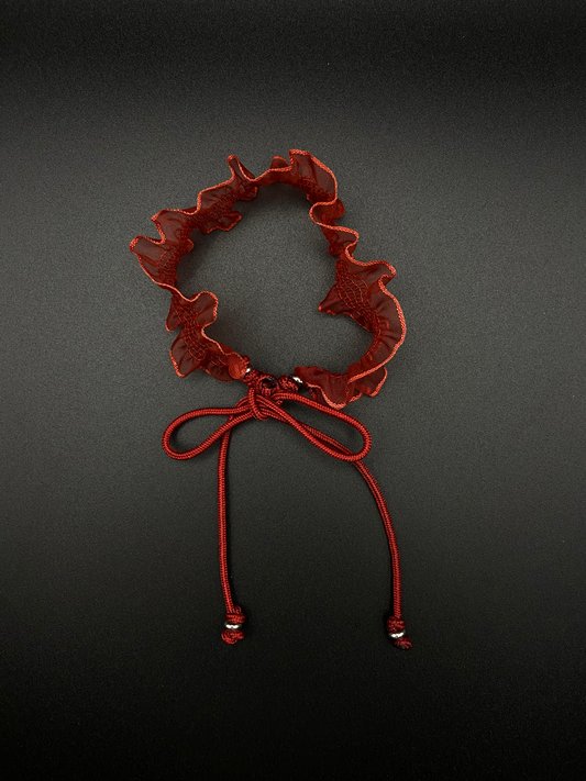 BB Girl red choker